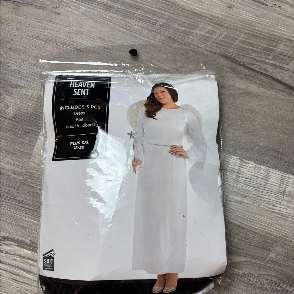 Elegant White Angel Costume for Women